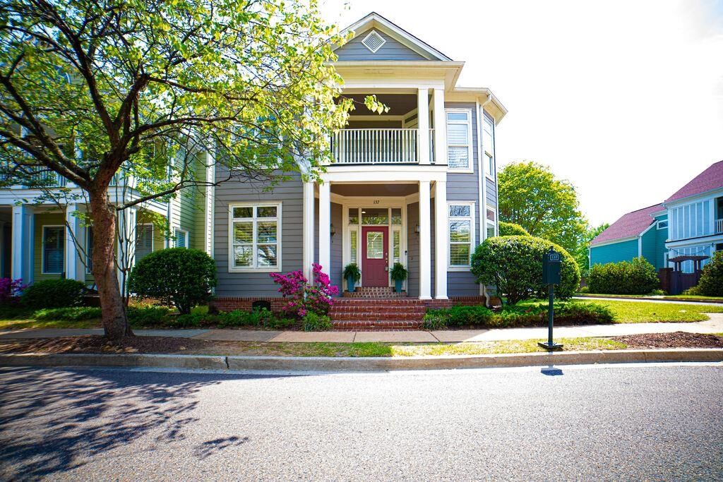 Property Photo:  137 Harbor Point Ln  TN 38103 