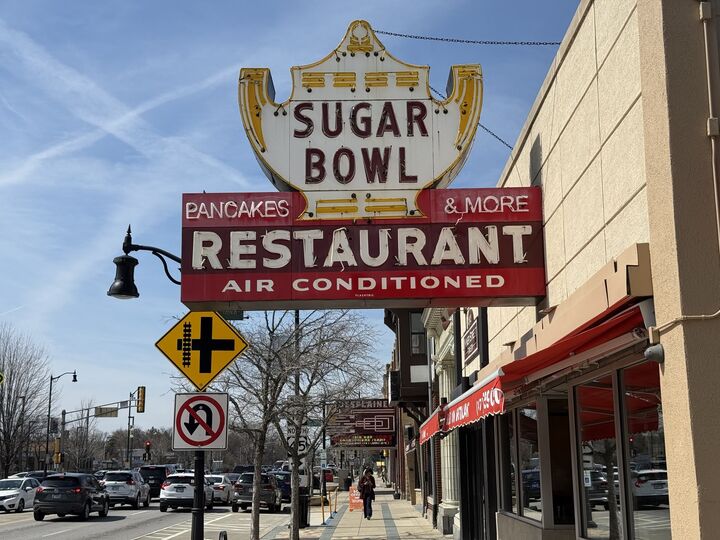 Property Photo:  1480 Jefferson Street 203  IL 60016 