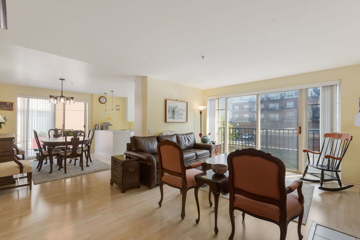 Property Photo:  1800 Dewes Street 204  IL 60025 