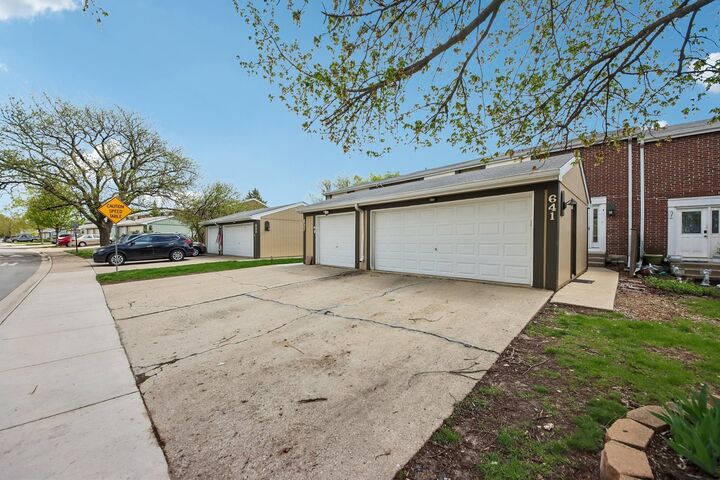 Property Photo: 641 Sundance Drive IL 60440