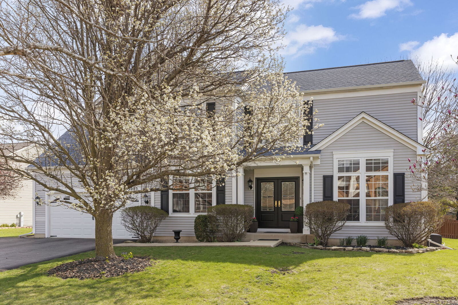 Property Photo:  13005 Kensington Drive  IL 60585 