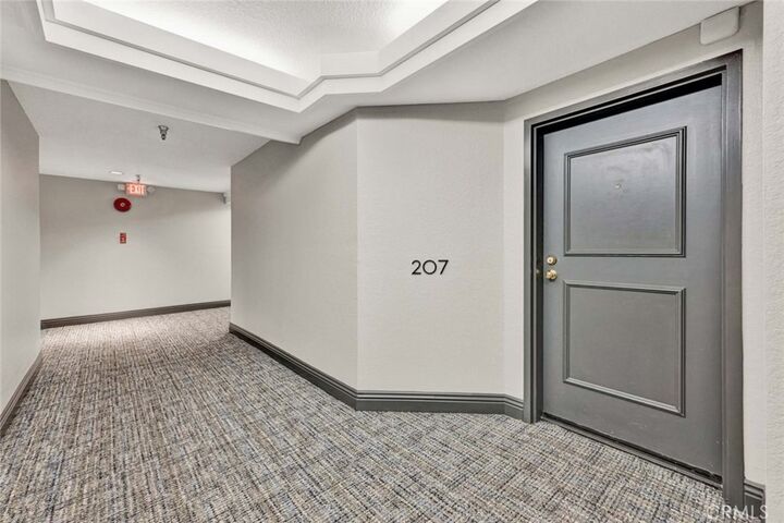 Property Photo: 950 Cagney 207 CA 92663