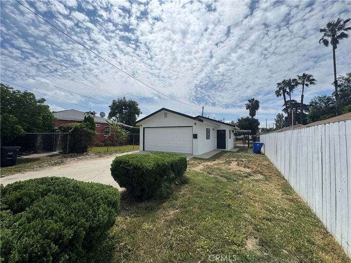Property Photo:  14752 Lemay Street  CA 91405 