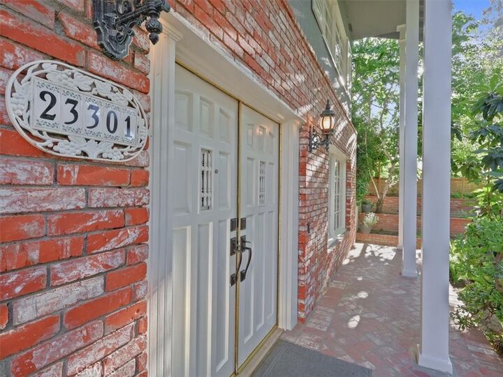 Property Photo:  23301 Blythe Street  CA 91304 