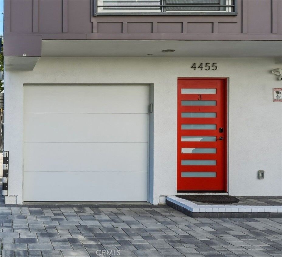Property Photo:  4455 Colfax Avenue  CA 91602 