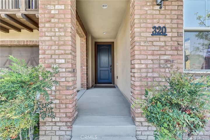 Property Photo: 320 La Floresta Drive CA 92823