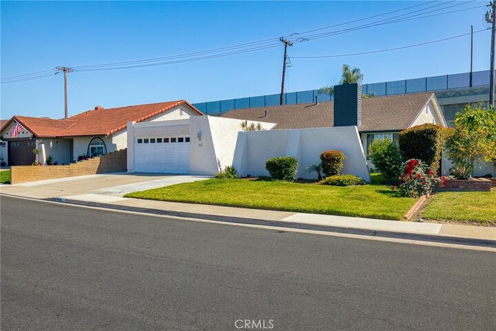 Property Photo:  10342 La Despensa Ave  CA 92708 