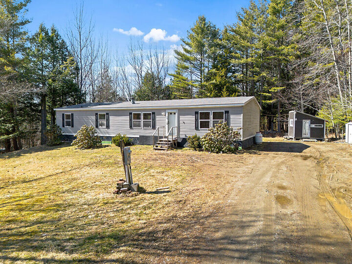 Property Photo:  5 Forest Lane  ME 04937 