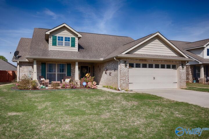 Property Photo: 207 High Green Drive AL 35757