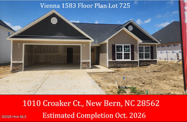 Property Photo:  1010 Croaker Court  NC 28562 