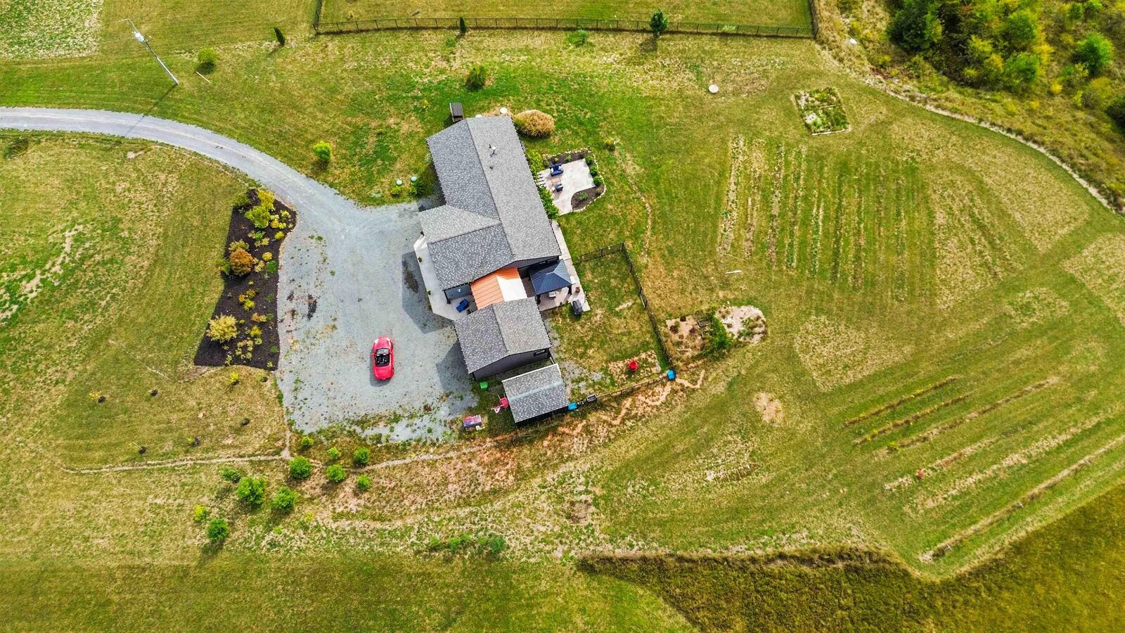 Property Photo: 1144 Avondale Road NS B0N 2A0