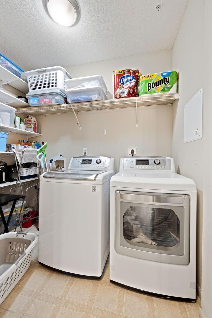 Property Photo: 301 Oak Grove Street 314 MN 55403