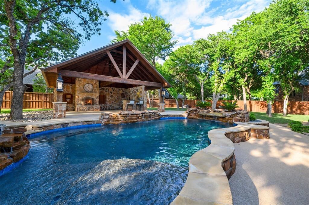 Property Photo: 1409 Cherry Blossom Lane TX 76248