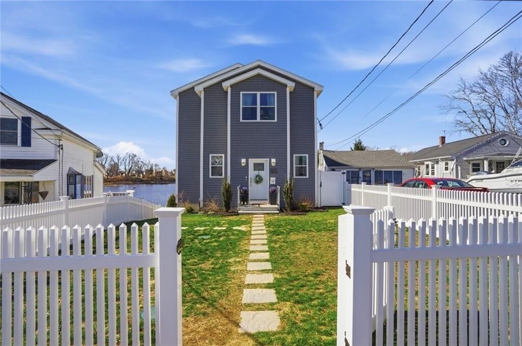 Property Photo:  86 Ocean View Ave  MA 02777 