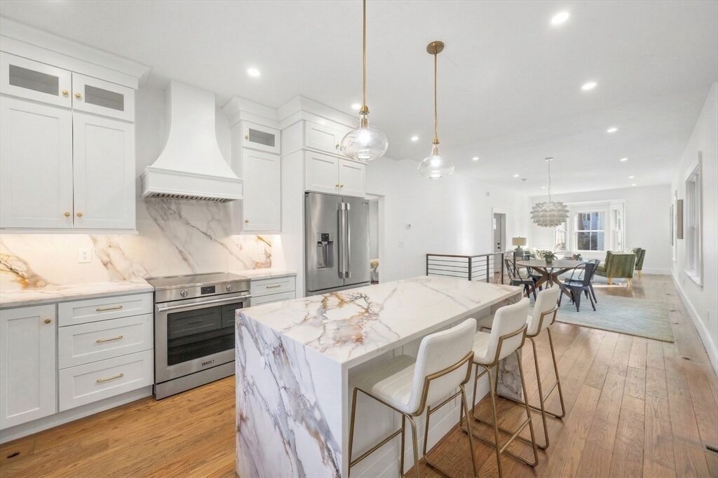 Property Photo:  31 Houghton St A  MA 02143 
