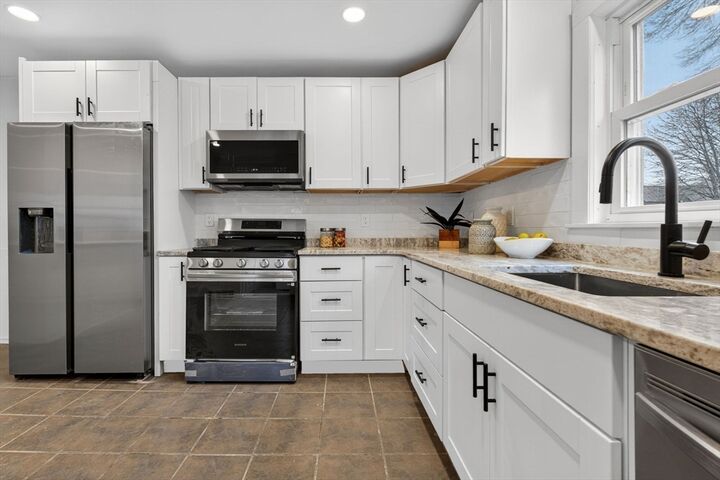 Property Photo:  128 Green St 128  MA 02176 
