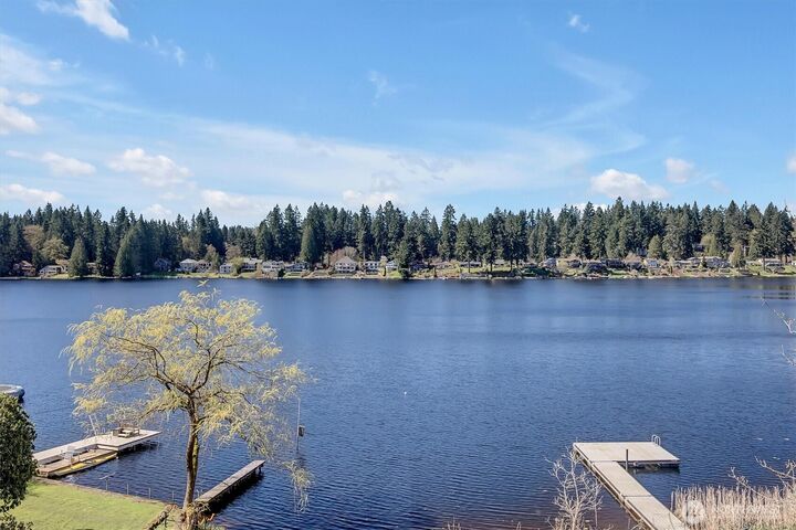 Property Photo: 17333 191st Avenue NE WA 98072