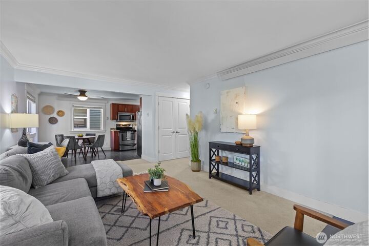 Property Photo: 1430 NW 59th Street 202 WA 98107