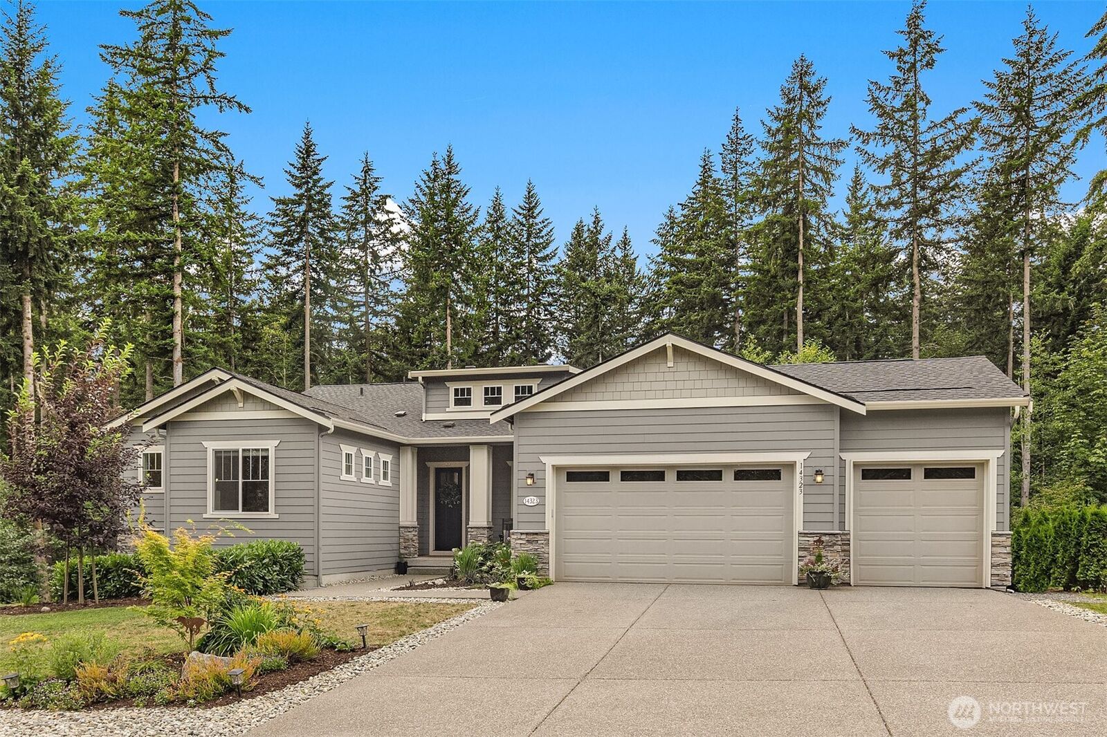 Property Photo: 14323 123rd Street NE WA 98258