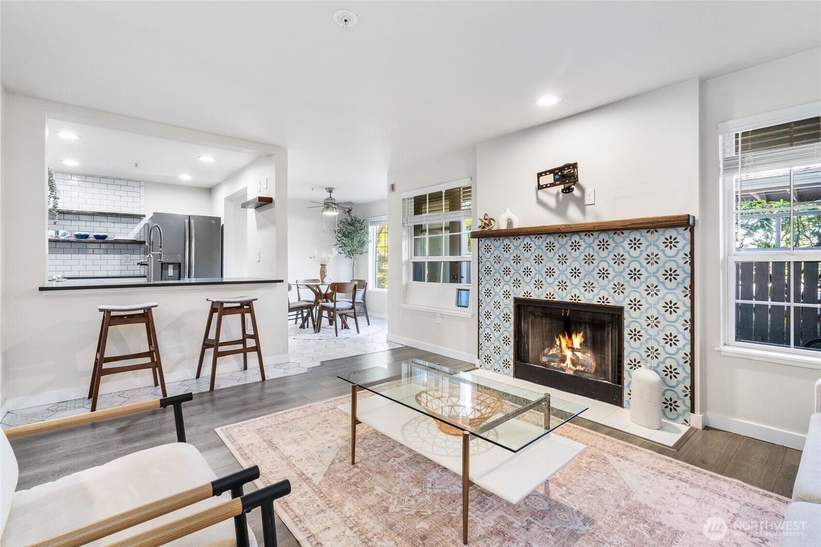 Property Photo:  14007 NE 181st Street F-104  WA 98072 