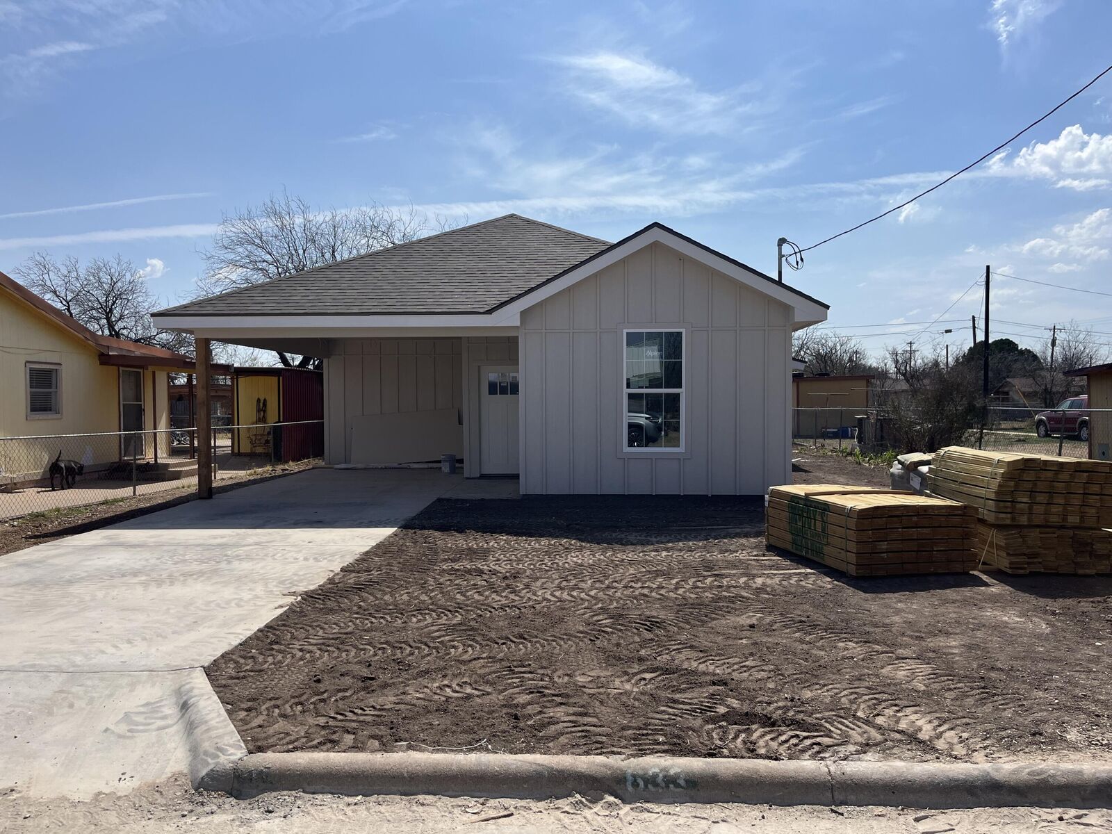 Property Photo:  633 W Ave Z  TX 76903 