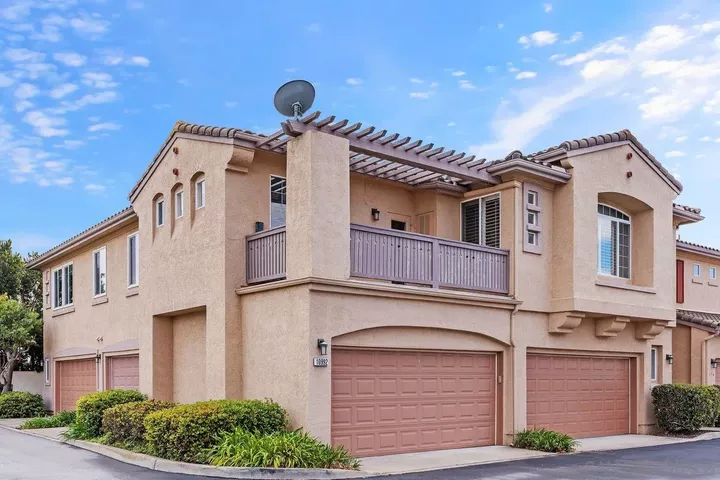 Property Photo: 10992 Ivy Hill 3 CA 92131