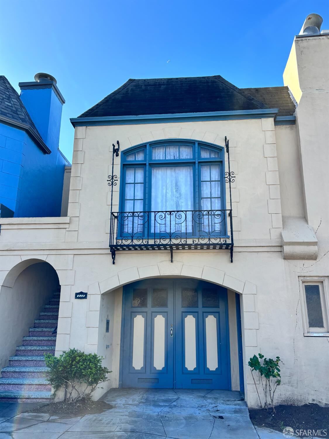 Property Photo:  1715 Ulloa Street  CA 94116 