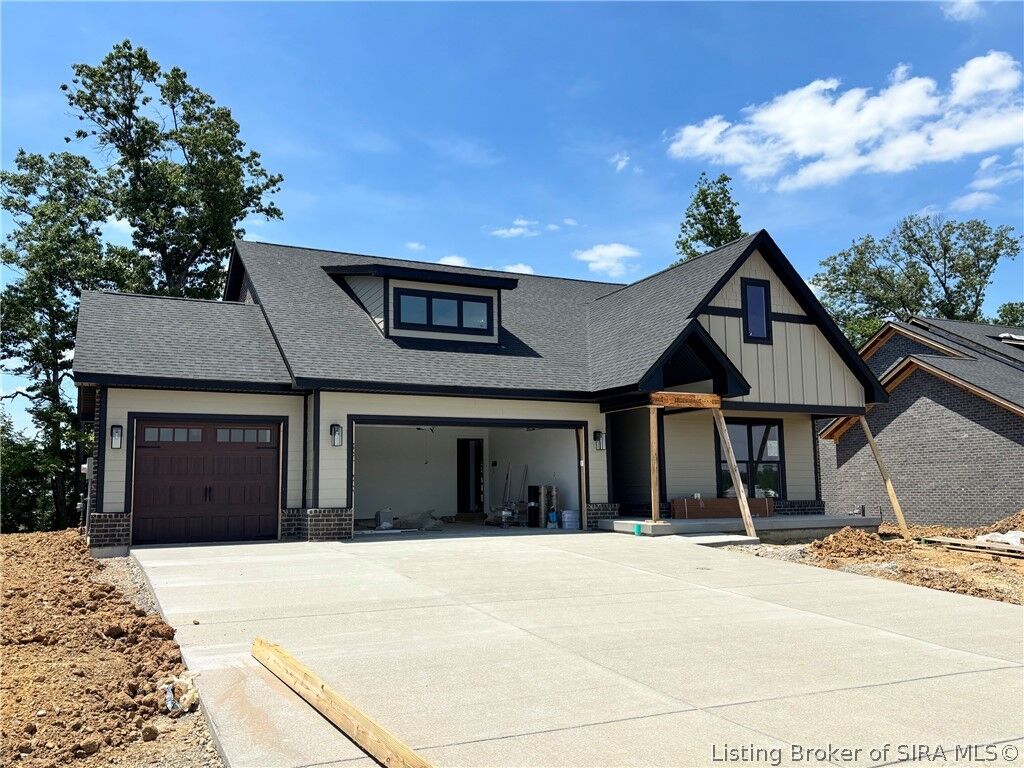 Property Photo: 7618 Melrose Lane 534 IN 47111