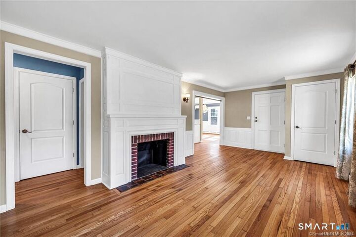 Property Photo:  338 South Elm Street  CT 06492 