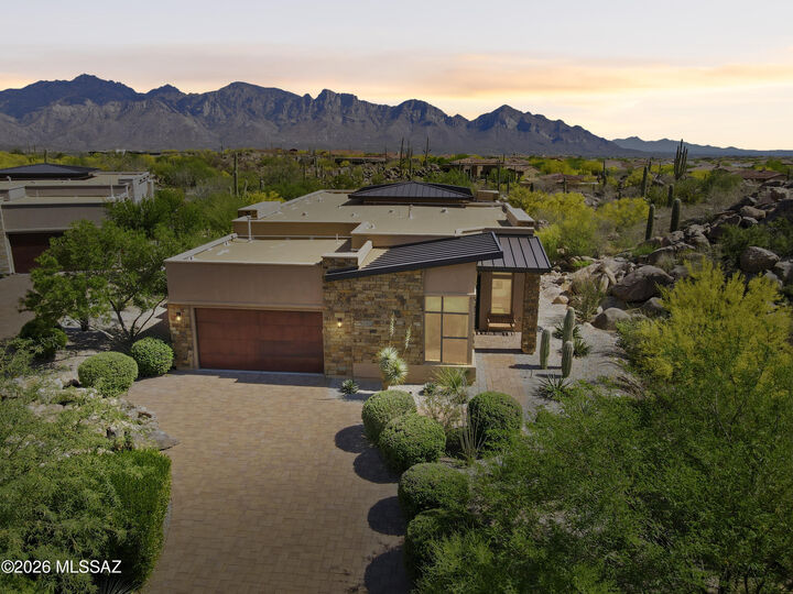 Property Photo:  1915 Tortolita Mountain Circle  AZ 85755 