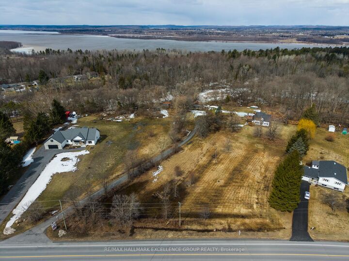 Property Photo: 2283 Old Highway 17 Road ON K4K 1K7
