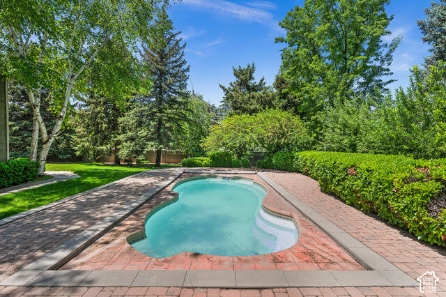Property Photo: 5757 S Holladay Blvd E UT 84121