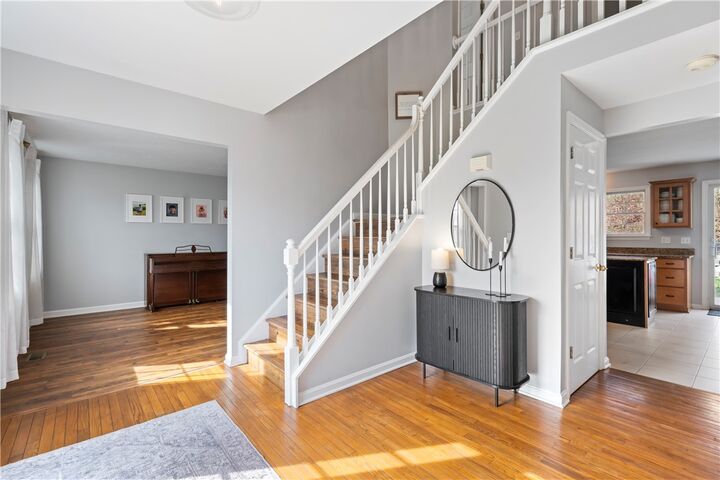 Property Photo:  240 Fox Meadow Dr  PA 15090 