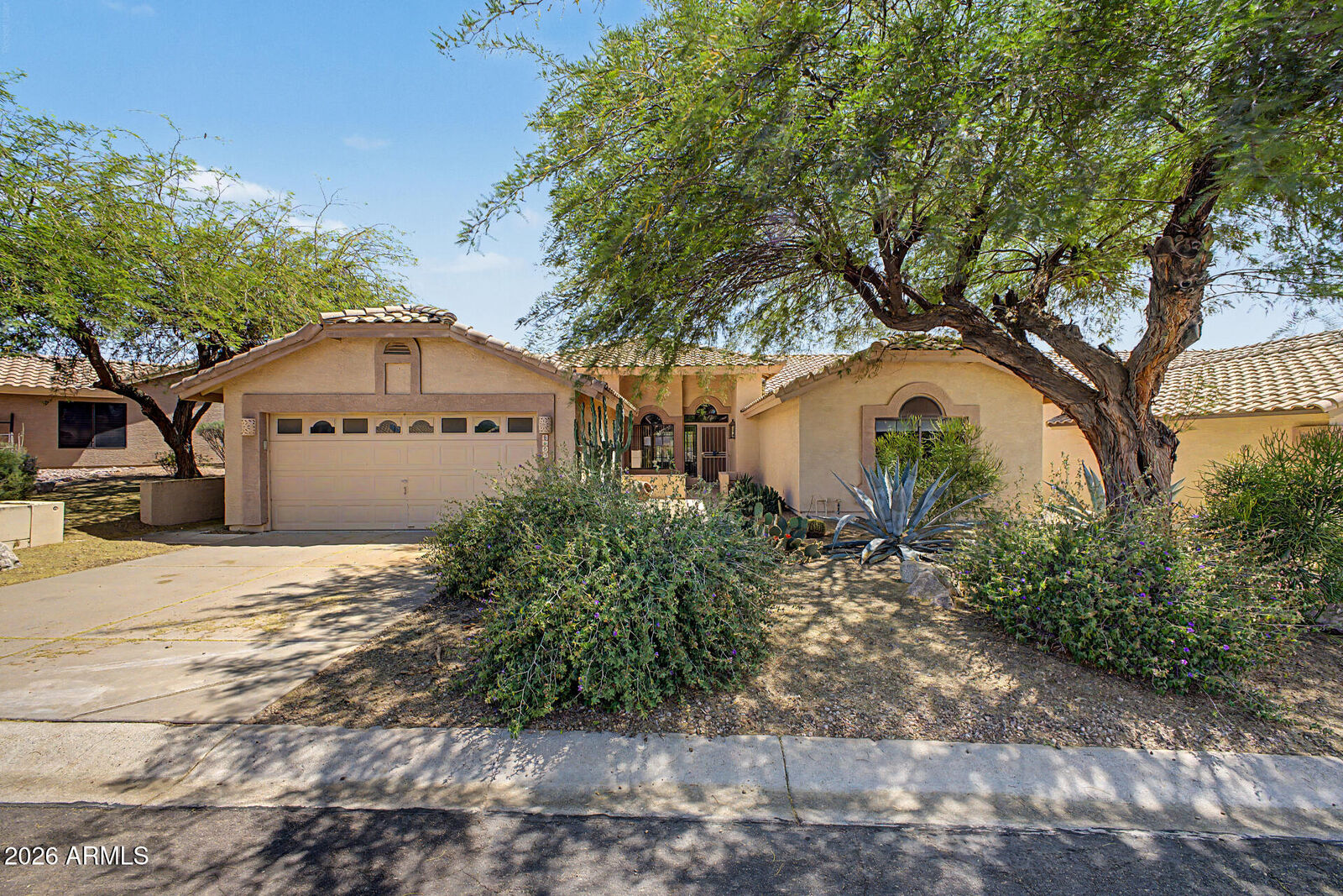 Property Photo: 8605 E Aloe Drive AZ 85118