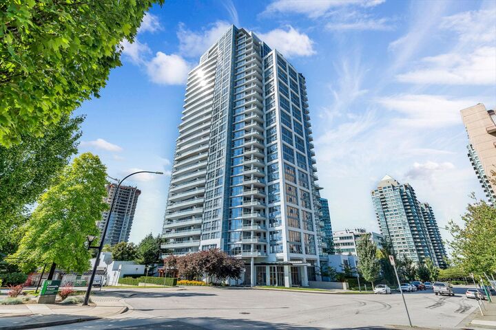 Property Photo: 4400 Buchanan Street 2601 BC V5C 0E3