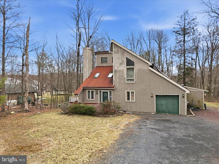 Property Photo:  6361 Cherokee Trail  PA 18466 