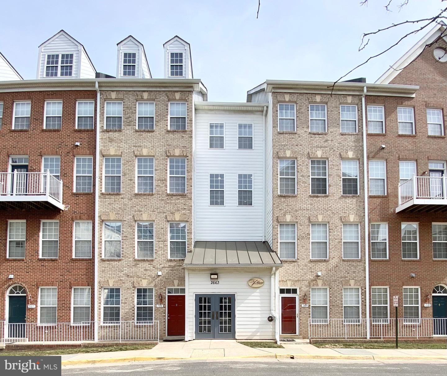 Property Photo:  2663 Manhattan Place 304  VA 22180 