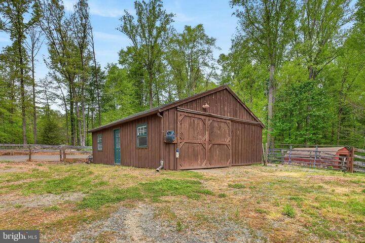 Property Photo:  2 Holly Court  VA 22556 