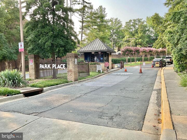 Property Photo: 3024 Gentain Court NE 3024 DC 20017