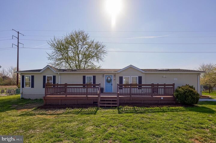 Property Photo:  47 S White Pine Trail  PA 17314 