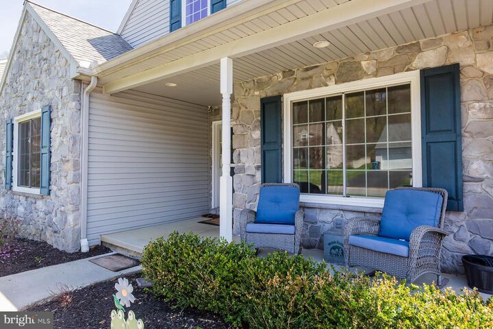 Property Photo:  2050 Cloverton Drive  PA 17512 