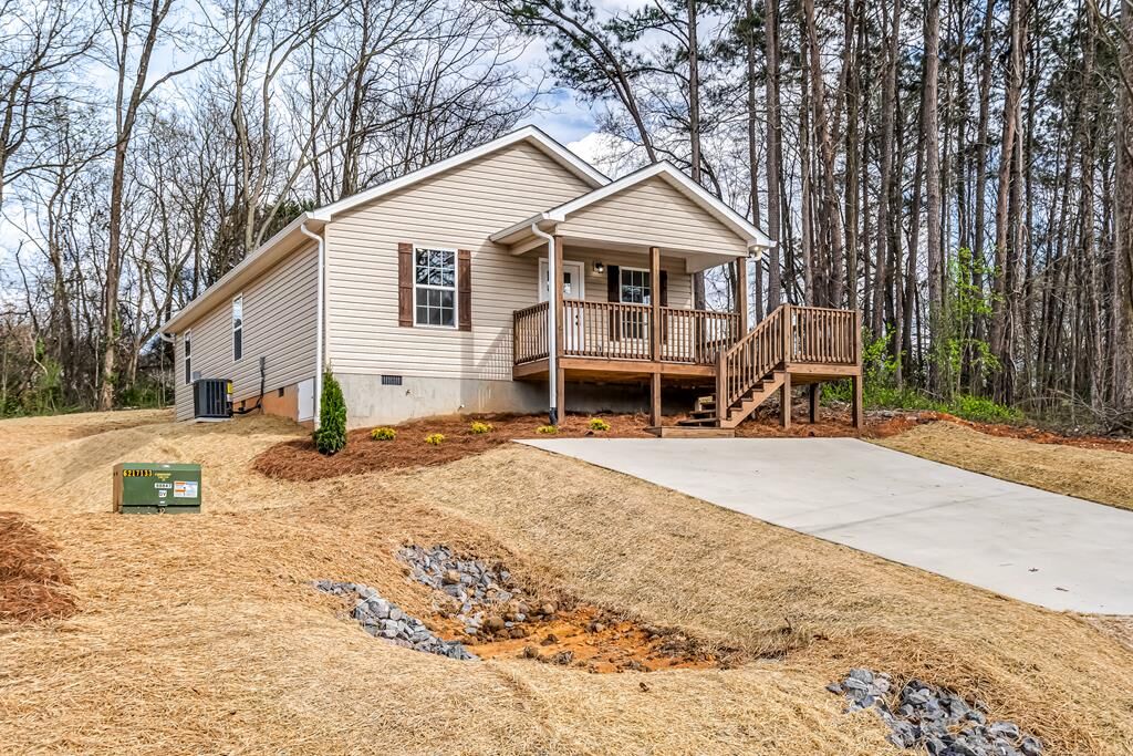 Property Photo:  1620 Waring Road  GA 30721 