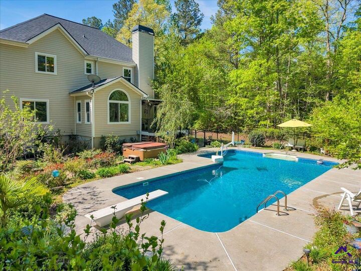 Property Photo:  260 Kensington Drive  GA 30277 