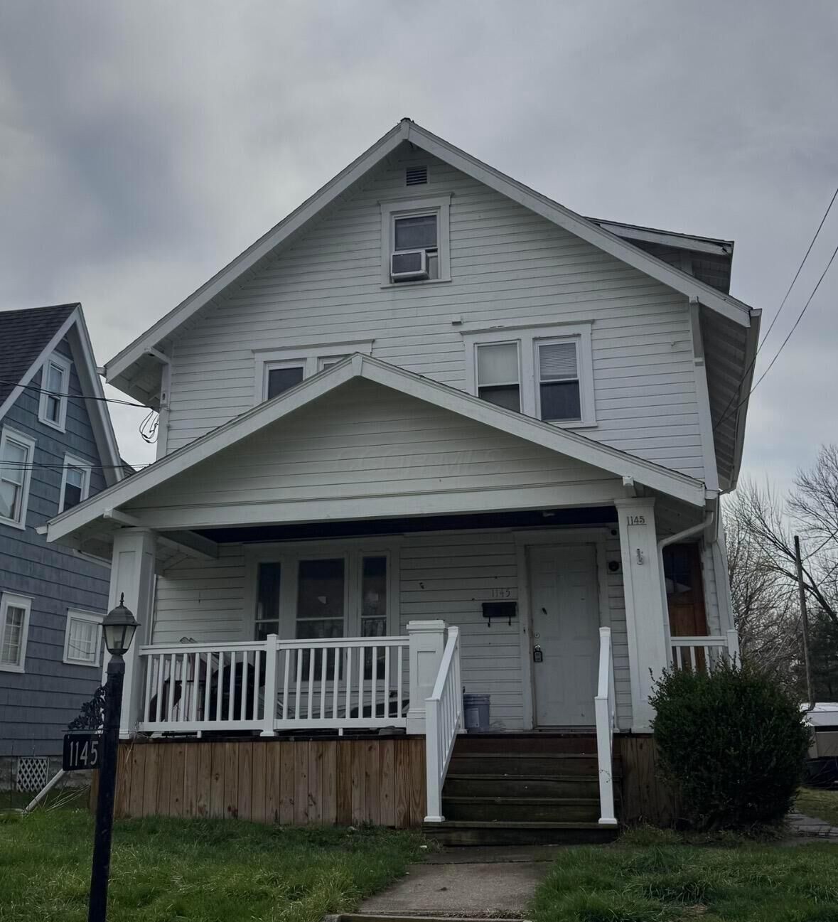 Property Photo:  1145 E Church Street  OH 43302 