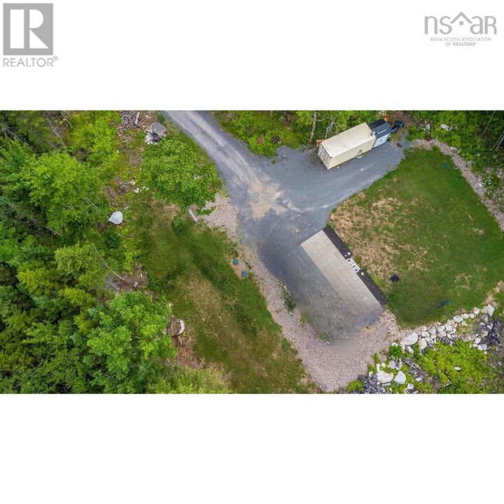 111 Middle Lake North Road — photo 1