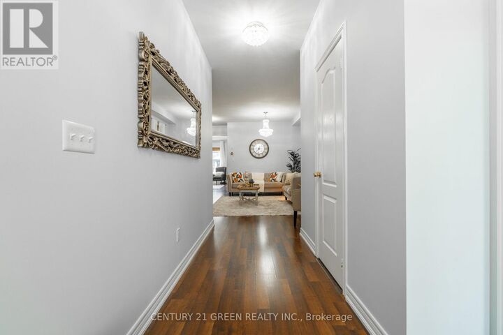 Property Photo:  3243 Stoney Crescent  ON L5M 0V4 