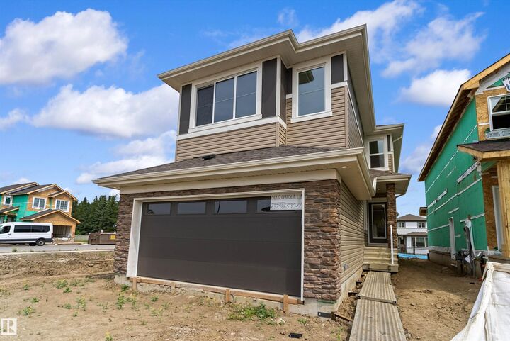 Property Photo:  5005 Cawsey Link SW  AB T6W 5G4 