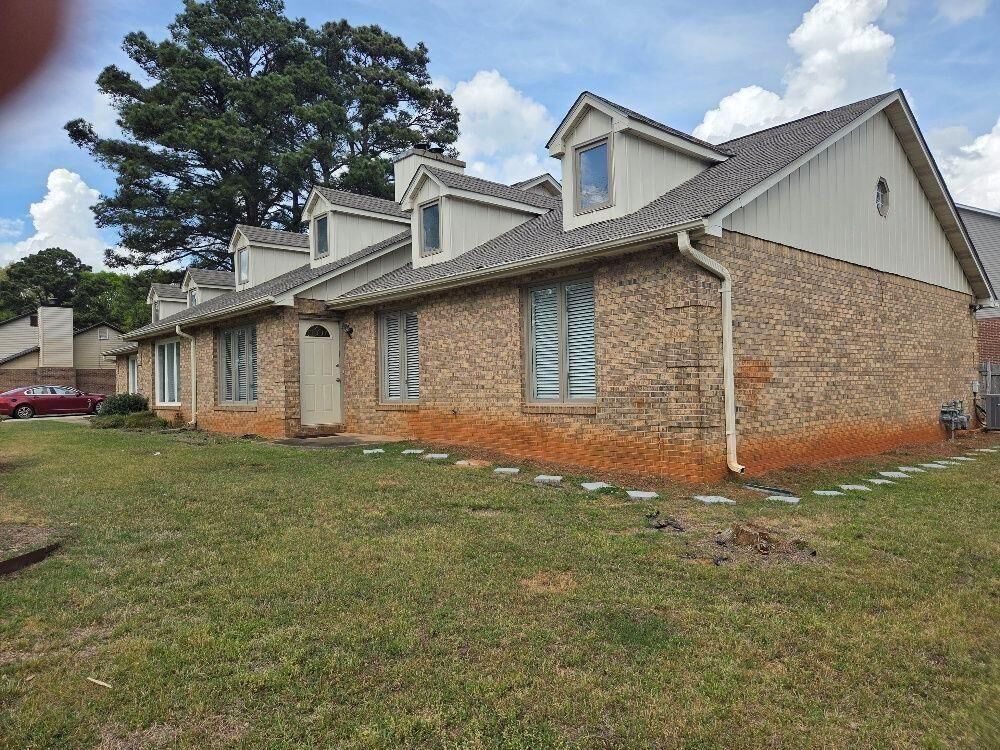Property Photo:  2120 Fieldstone View SE  GA 30013 