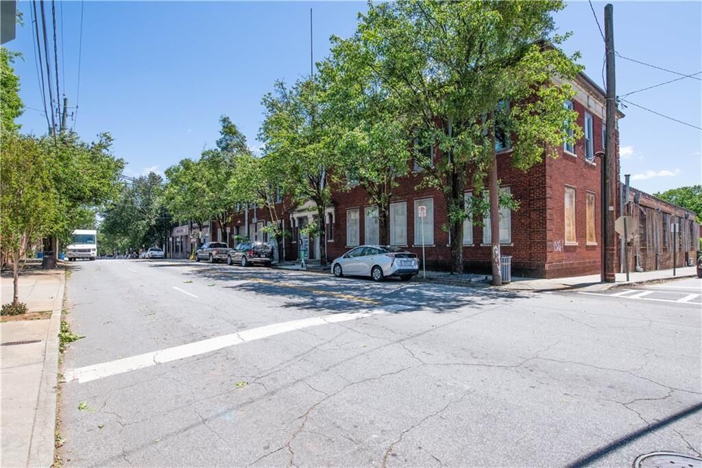 Property Photo: 210 Walker Street SW 1 GA 30313