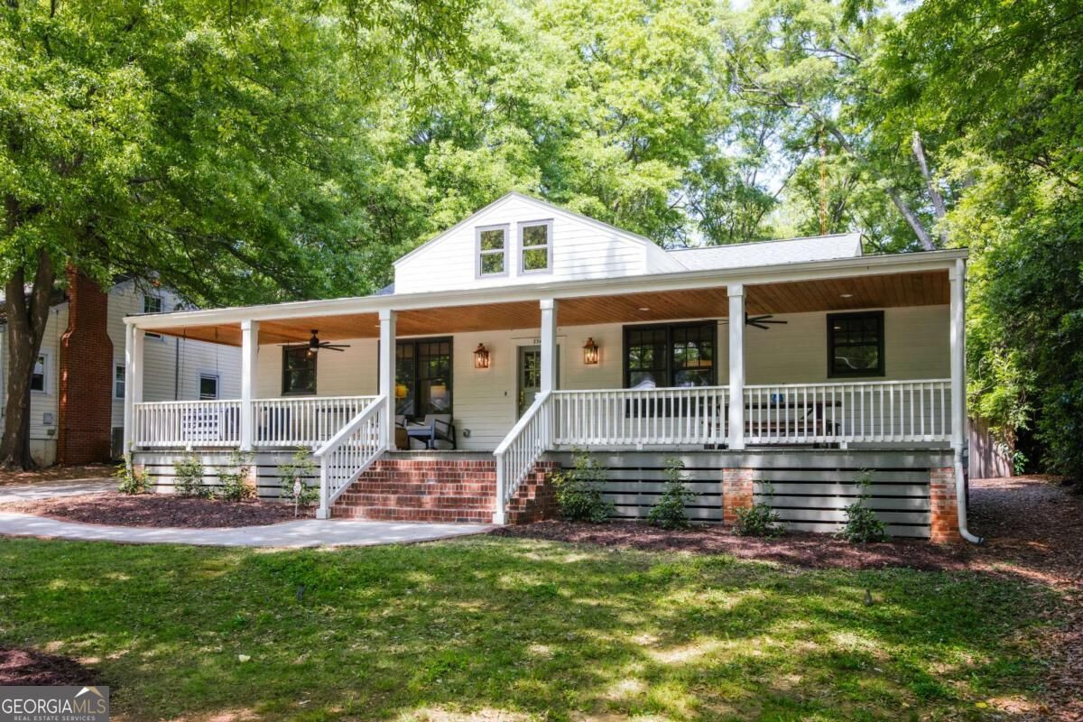 Property Photo:  234 Sunset Drive  GA 30608 